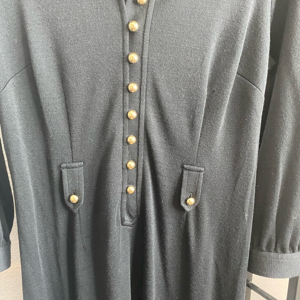 Banana Republic Women's Black 100% Wool Dress Size Medium Gold Button Accents‎ - Picture 2 of 8